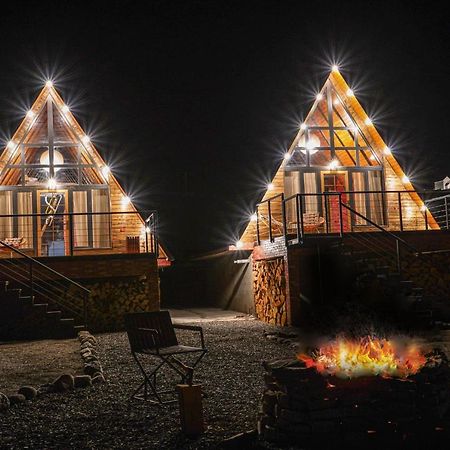 Villa Voyager Kazbegi Exterior foto