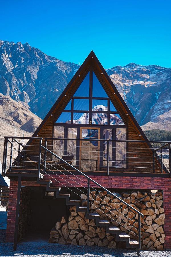Villa Voyager Kazbegi Exterior foto
